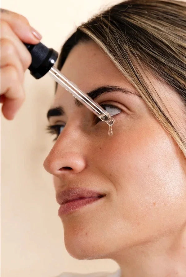 Aceite de ricino para fortalecer pestañas y cejas Izana Naturals